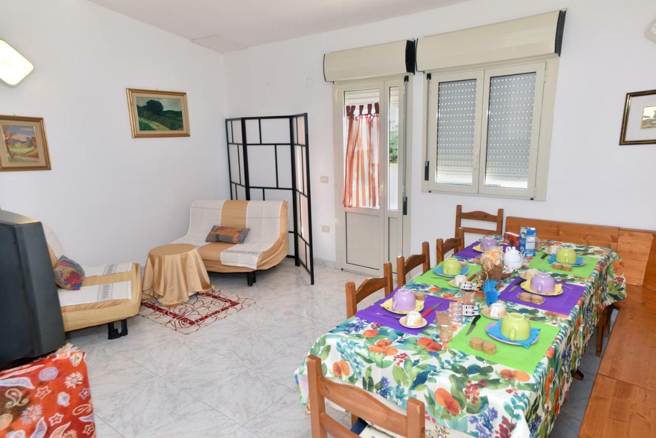 B&B Sa Pintadera Muravera Extérieur photo